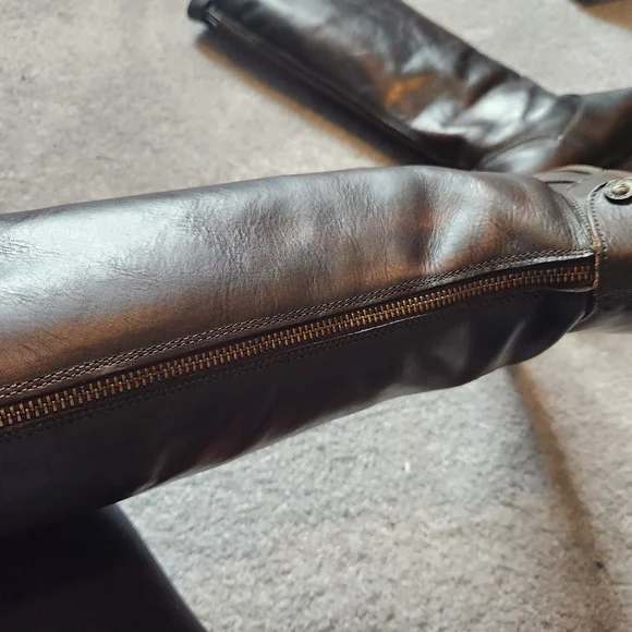 Frye Melissa Button Back Zip women's boot - Picture 2 of 13